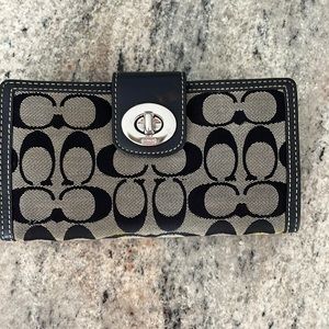 Coach wallet